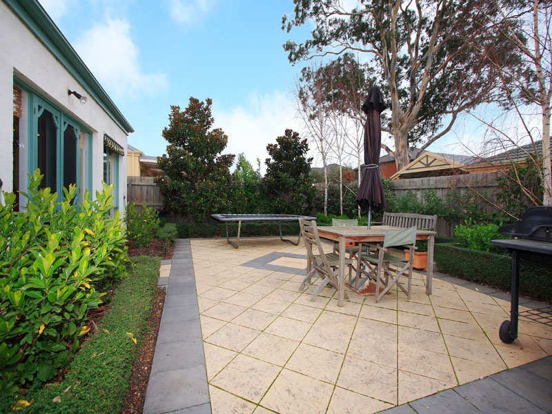 25 May Gibbs Crescent, Lynbrook VIC 3975