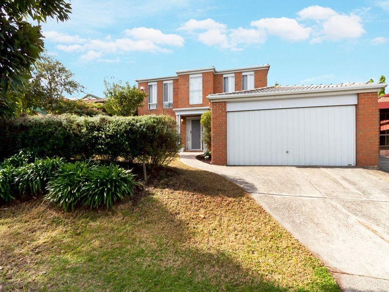 12 Valley View Rise, Hampton Park VIC 3976