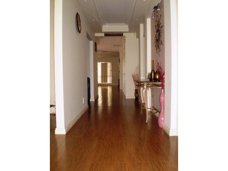 3 Parnum Place, Lynbrook VIC 3975