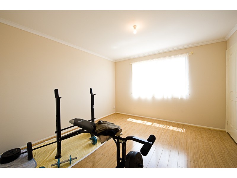 27 Redwood Avenue, Hampton Park VIC 3976