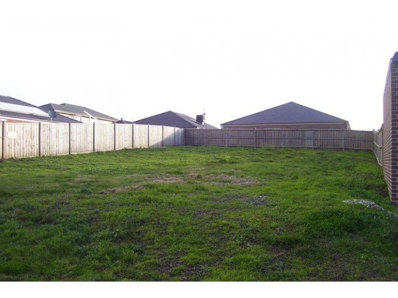 13 Tobin Way, Lyndhurst VIC 3975