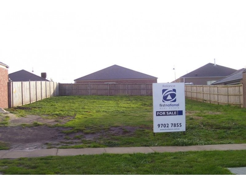 13 Tobin Way, Lyndhurst VIC 3975