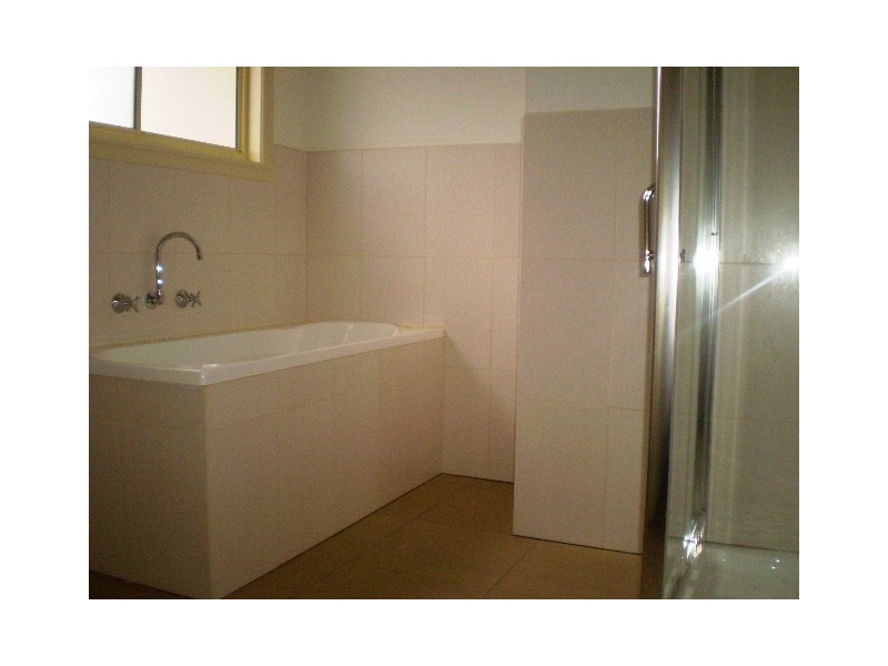 6/27-33 Coral Drive, Hampton Park VIC 3976