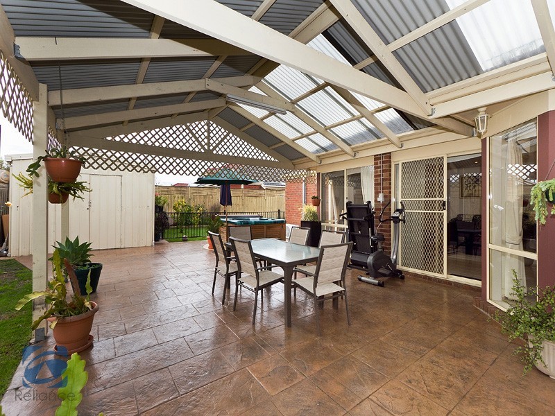 Lynbrook VIC 3975