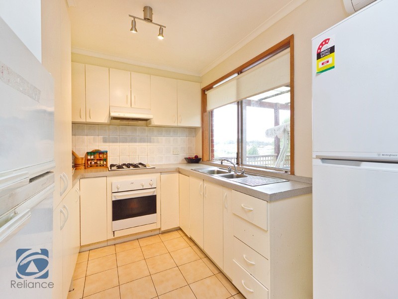 18 Greenhill Rise, Hampton Park VIC 3976