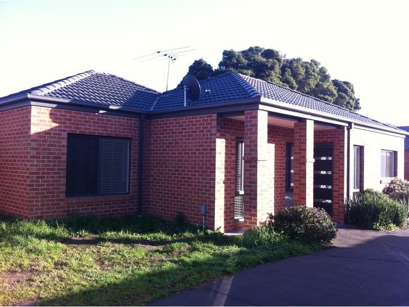 3/17 Elizabeth Street, Cranbourne North VIC 3977