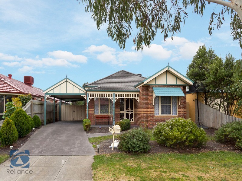 16 Harford Close, Lynbrook VIC 3975