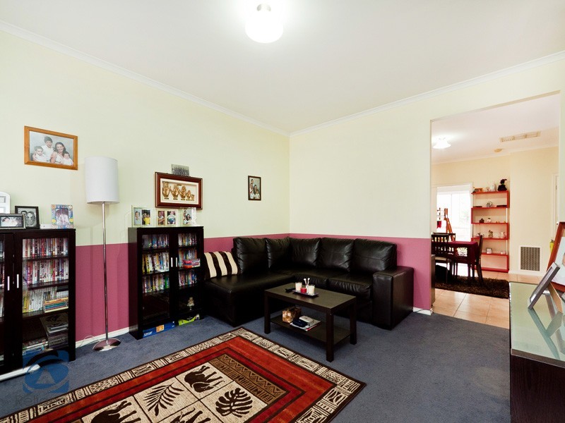 16 Harford Close, Lynbrook VIC 3975