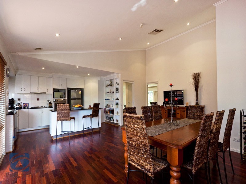 Lynbrook VIC 3975