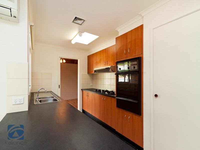 28 Verona Drive, Hampton Park VIC 3976