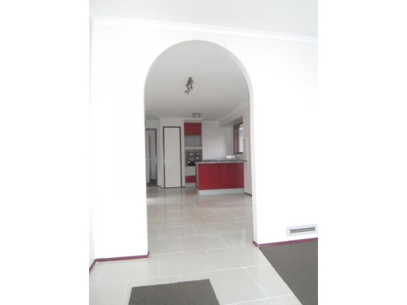 6 Drysdale Court, Hampton Park VIC 3976