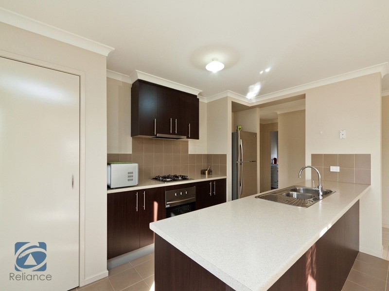 5 Benmar Place, Lyndhurst VIC 3975