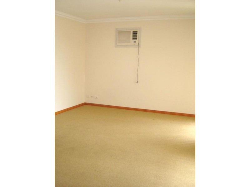 77 Aylmer Road, Lynbrook VIC 3975