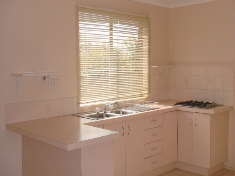 11 Valley View Rise, Hampton Park VIC 3976