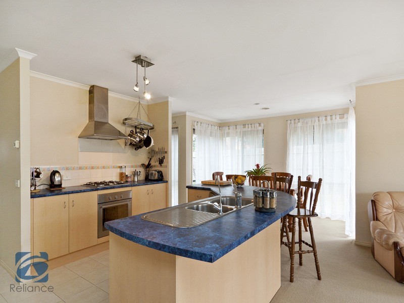 21 Silver Creek Drive, Lynbrook VIC 3975