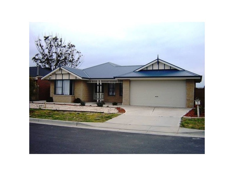 3 Bonwick Close, Lynbrook VIC 3975