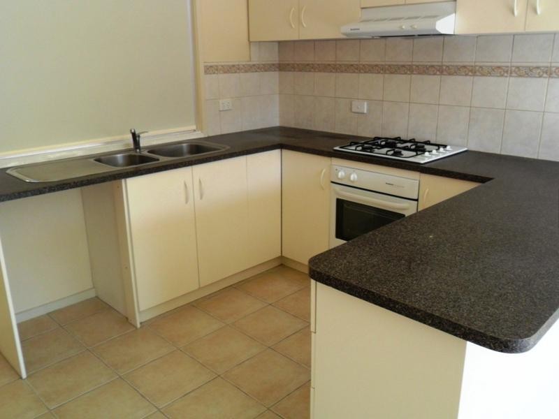 8 The Glade, Hampton Park VIC 3976