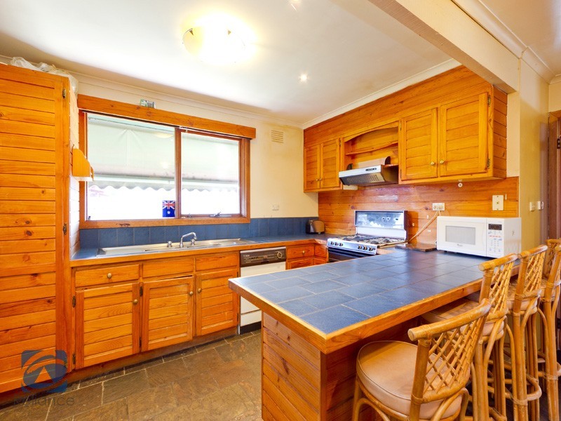 33 Green Valley Crescent, Hampton Park VIC 3976