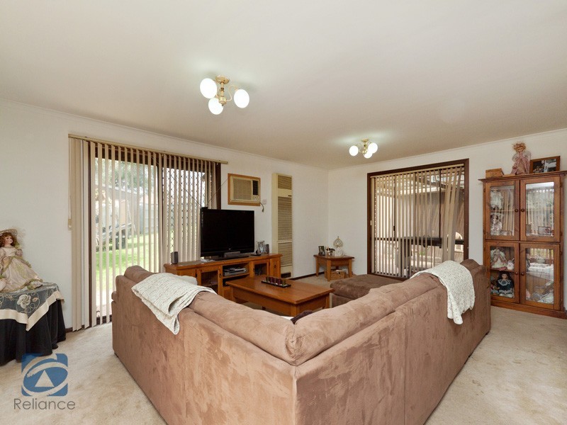 14 Wynette Close, Hampton Park VIC 3976