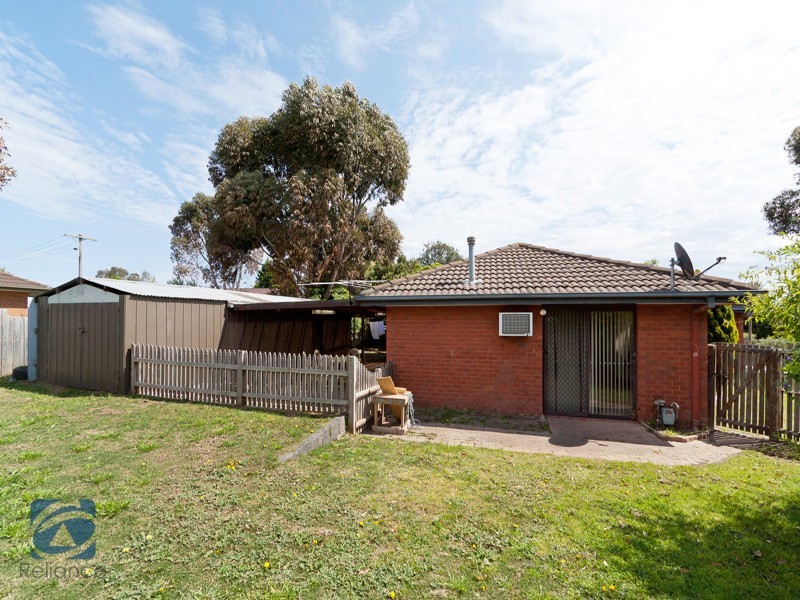 14 Wynette Close, Hampton Park VIC 3976