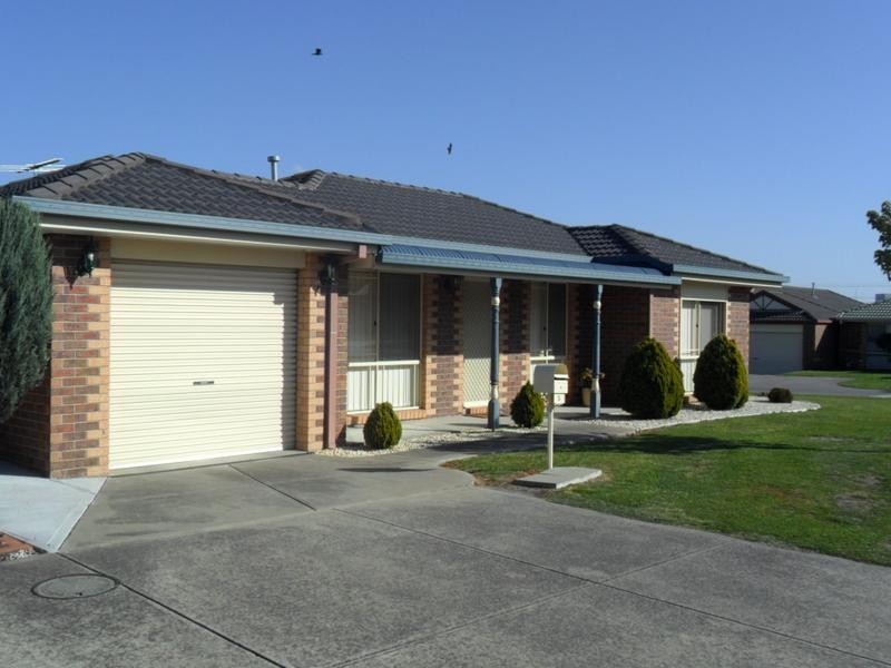 5 The Glade, Hampton Park VIC 3976