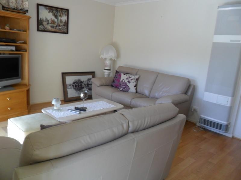 5 The Glade, Hampton Park VIC 3976