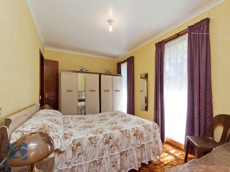 6 Deanswood Road, Hampton Park VIC 3976