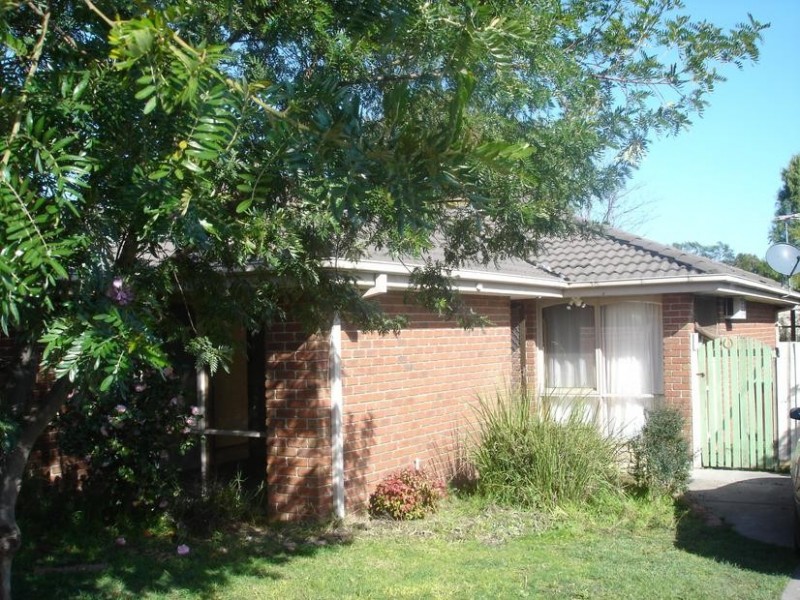 128 Warana Drive, Hampton Park VIC 3976