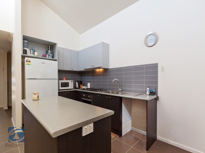 188 Paterson Drive, Lynbrook VIC 3975