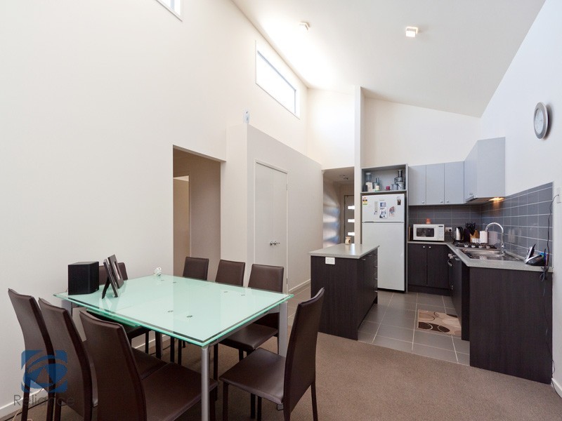 188 Paterson Drive, Lynbrook VIC 3975