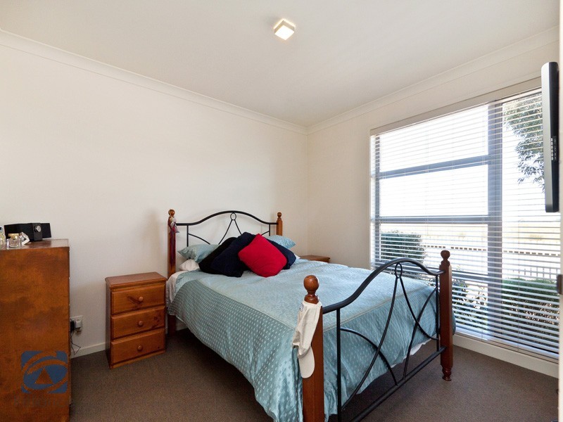 188 Paterson Drive, Lynbrook VIC 3975