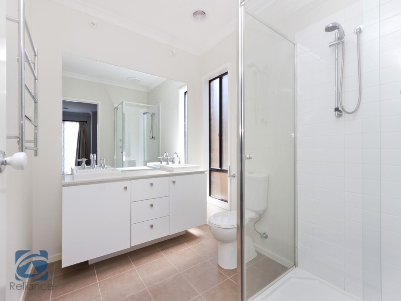 3 Tobin Way, Lyndhurst VIC 3975