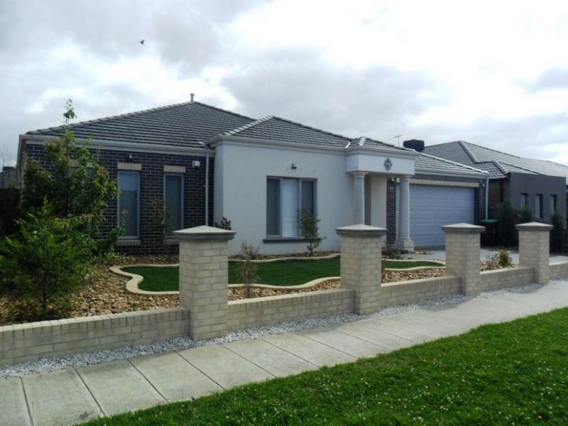 14 Prichard Avenue, Lynbrook VIC 3975