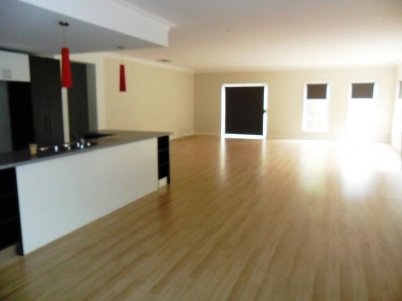 14 Prichard Avenue, Lynbrook VIC 3975