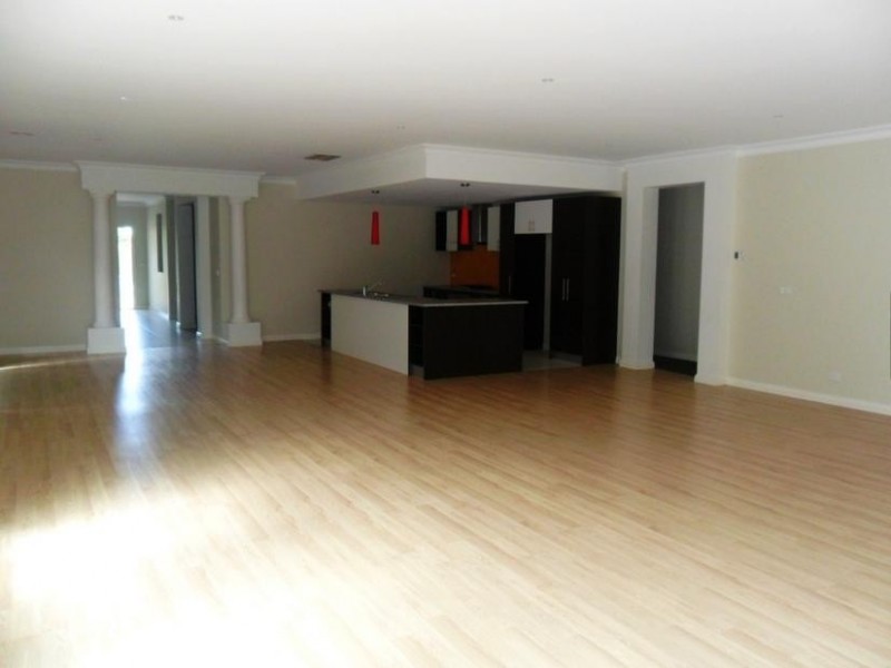 14 Prichard Avenue, Lynbrook VIC 3975