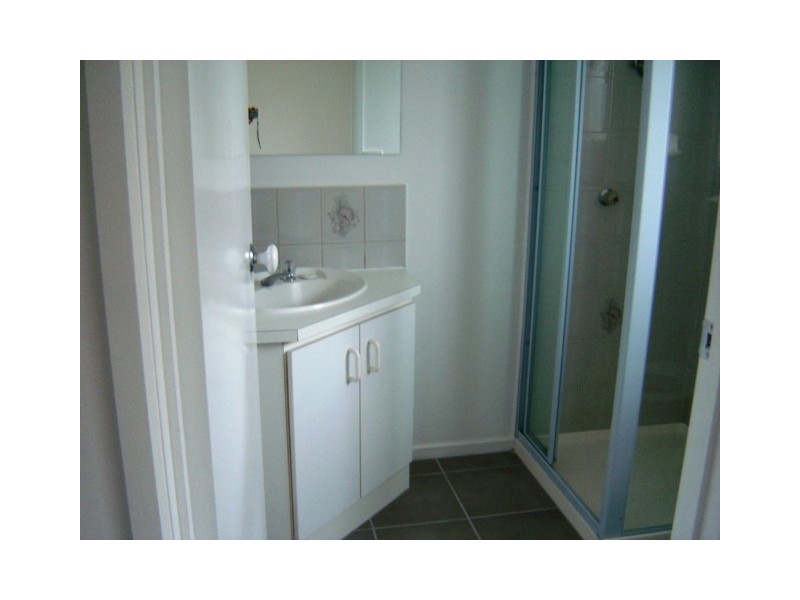 8 Carmen Court, Hampton Park VIC 3976