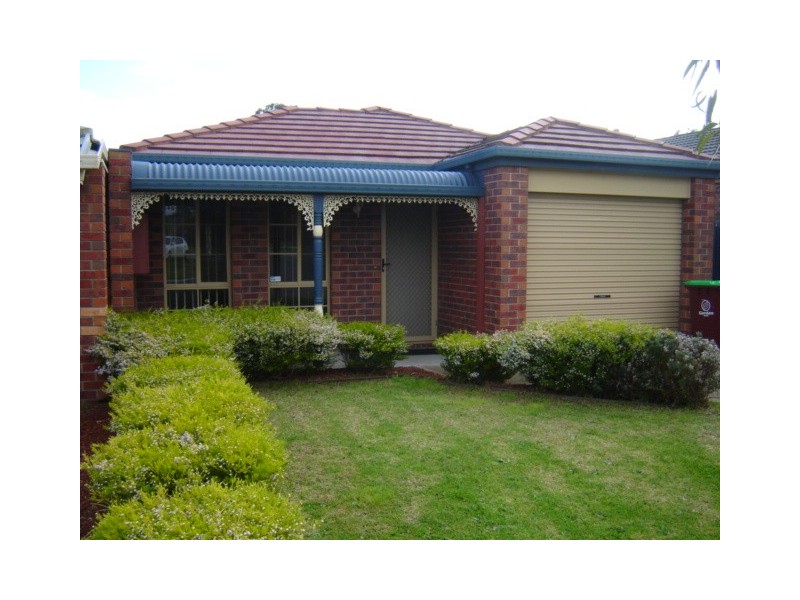 21 The Glade, Hampton Park VIC 3976