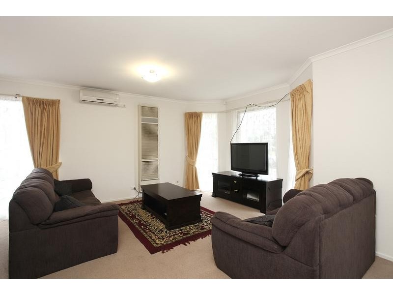 1/81 Endeavour Drive, Cranbourne North VIC 3977
