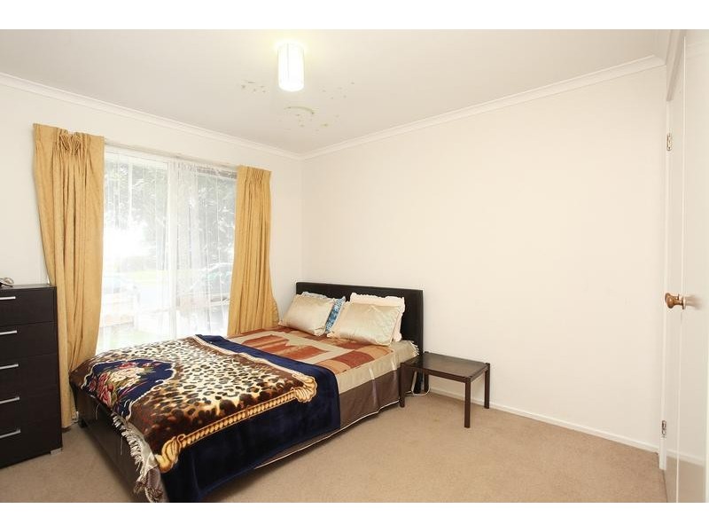 1/81 Endeavour Drive, Cranbourne North VIC 3977
