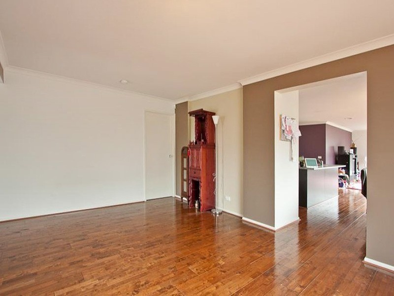12 Devaney Avenue, Lynbrook VIC 3975