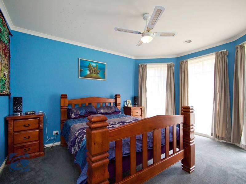 25 Astley Wynd, Lynbrook VIC 3975