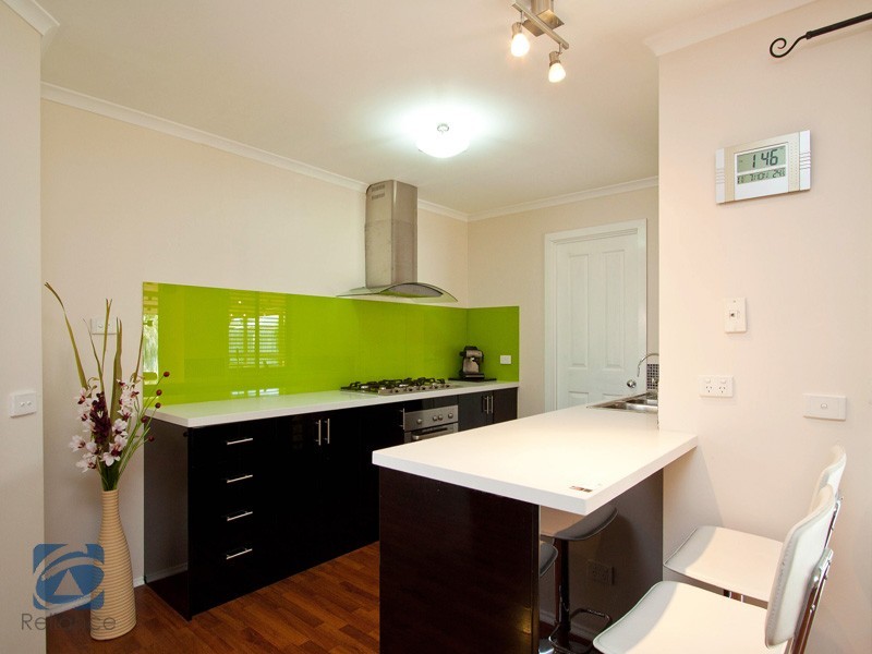 39 Henry Lawson Drive, Lynbrook VIC 3975