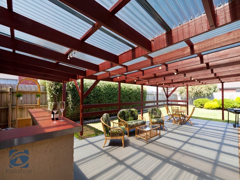 39 Henry Lawson Drive, Lynbrook VIC 3975