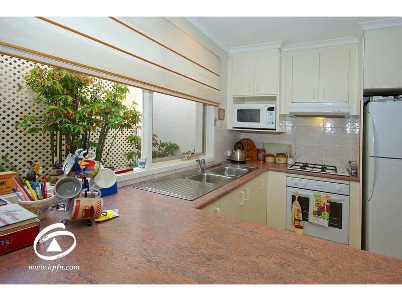 9 Tranter Square, Lynbrook VIC 3975
