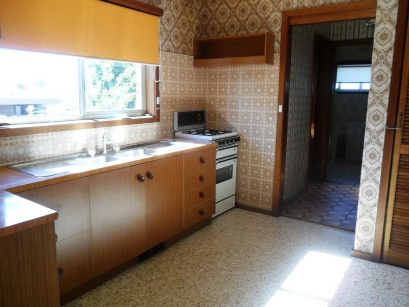 74 Jones Road, Dandenong VIC 3175