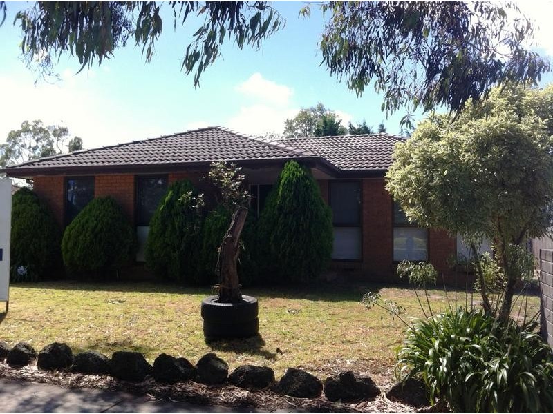 12 Rimington Court, Hampton Park VIC 3976
