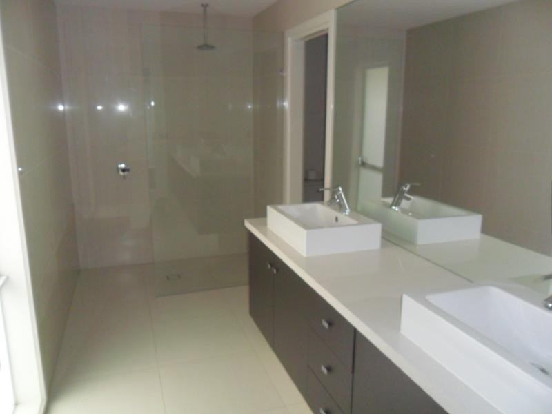 29 Lyndhurst Boulevard, Lyndhurst VIC 3975