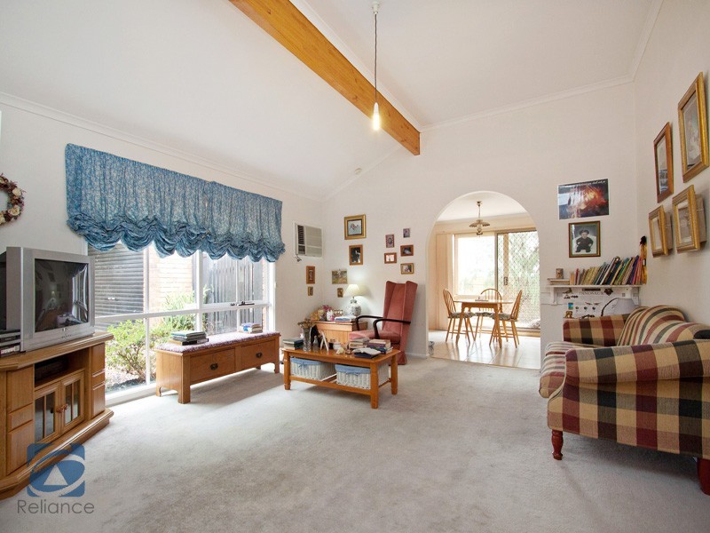 39 Willow Drive, Hampton Park VIC 3976
