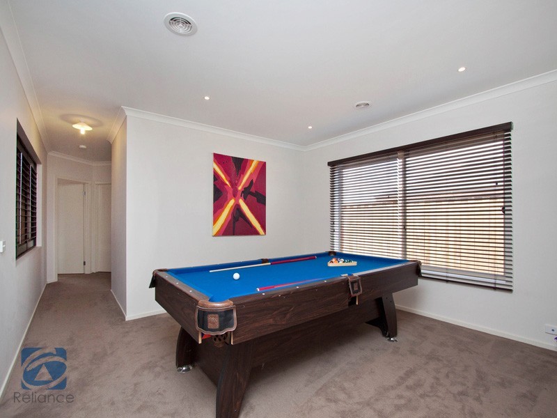 26 Aquanita Close, Lyndhurst VIC 3975