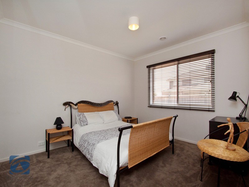 26 Aquanita Close, Lyndhurst VIC 3975